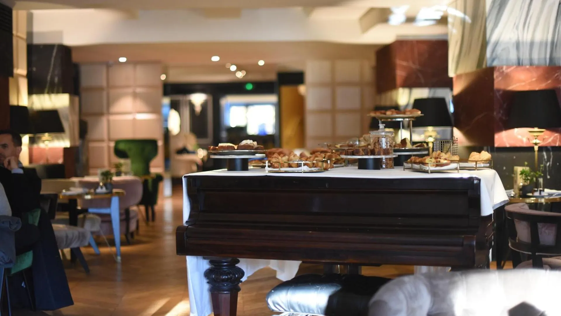 De Berri Champs-elysees, A Luxury Collection 5* Paris