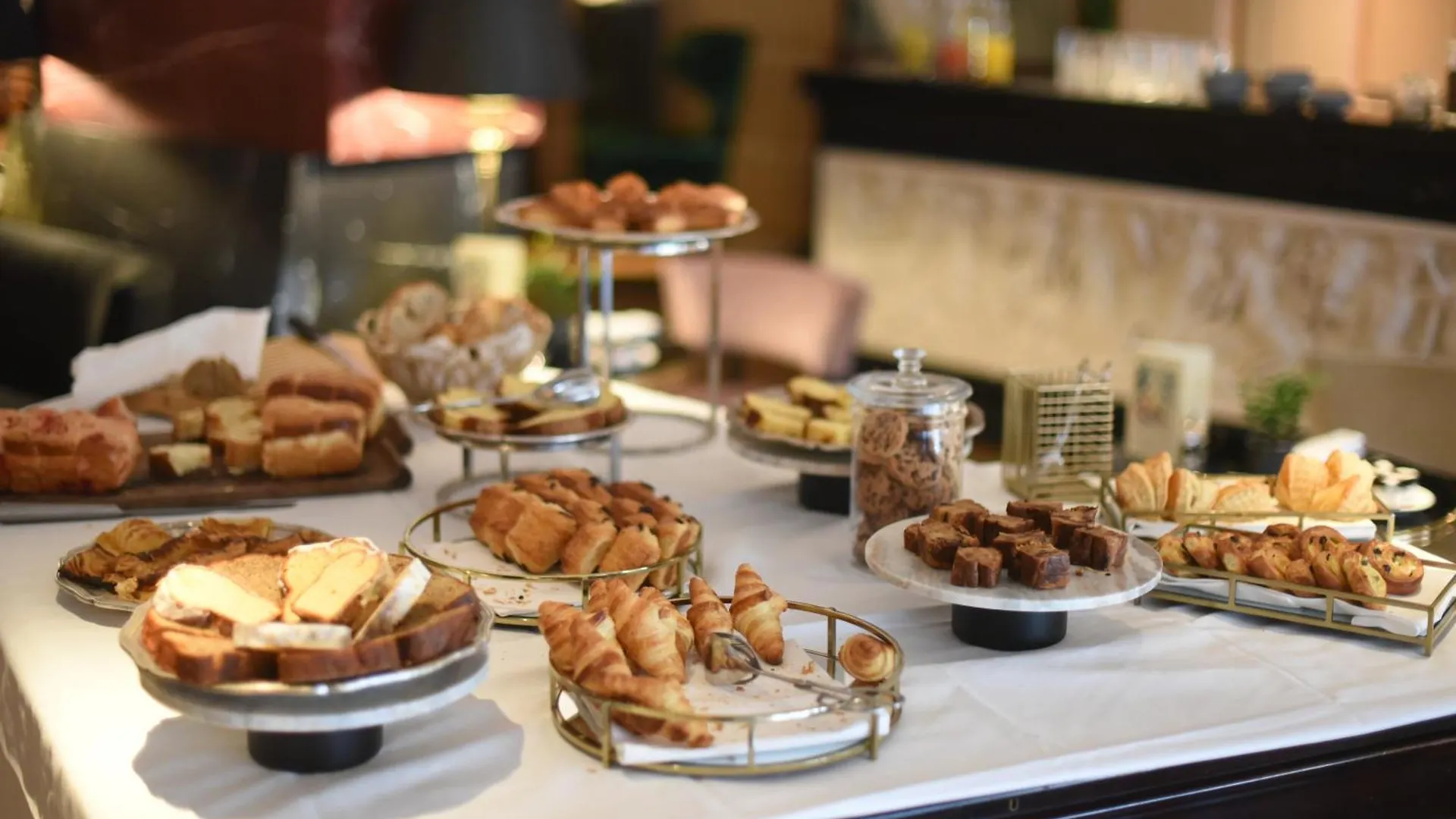 Hotel De Berri Champs-elysees, A Luxury Collection