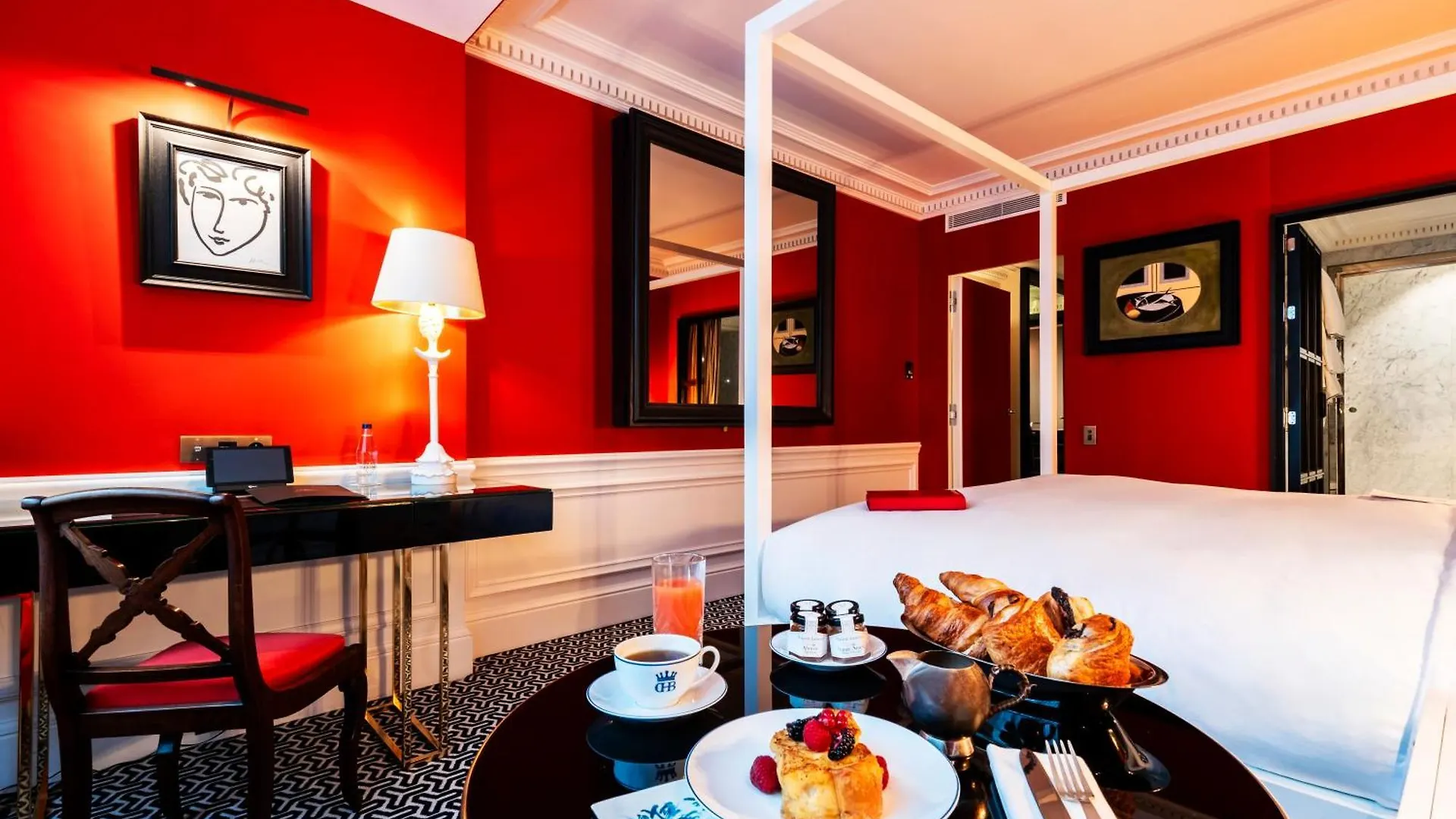 De Berri Champs-elysees, A Luxury Collection 5* Paris