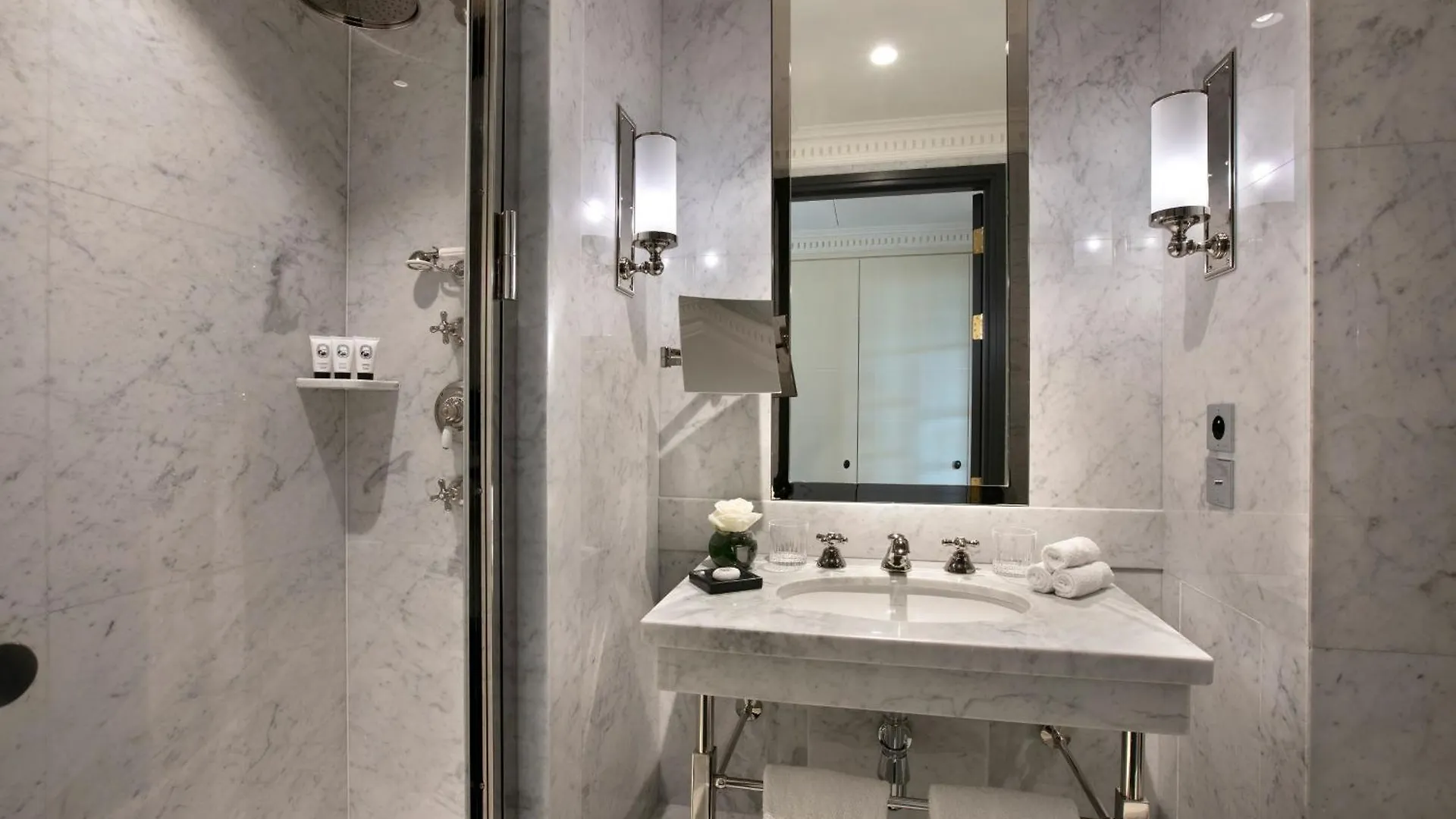 Hotel De Berri Champs-elysees, A Luxury Collection Paris