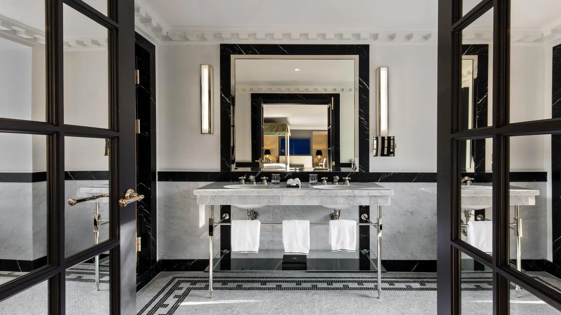 De Berri Champs-elysees, A Luxury Collection